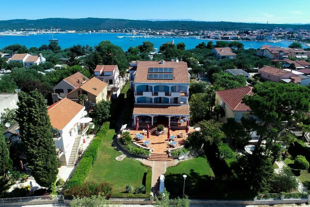 Hotel Belvedere Sukošan 3*,  Hırvatistan
