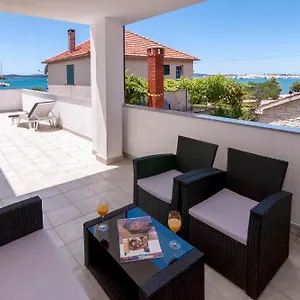 Apartment White Residence Accommodation