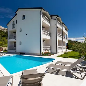 bed-breakfast-dosen-iii.primorje-gorskikotar.com/