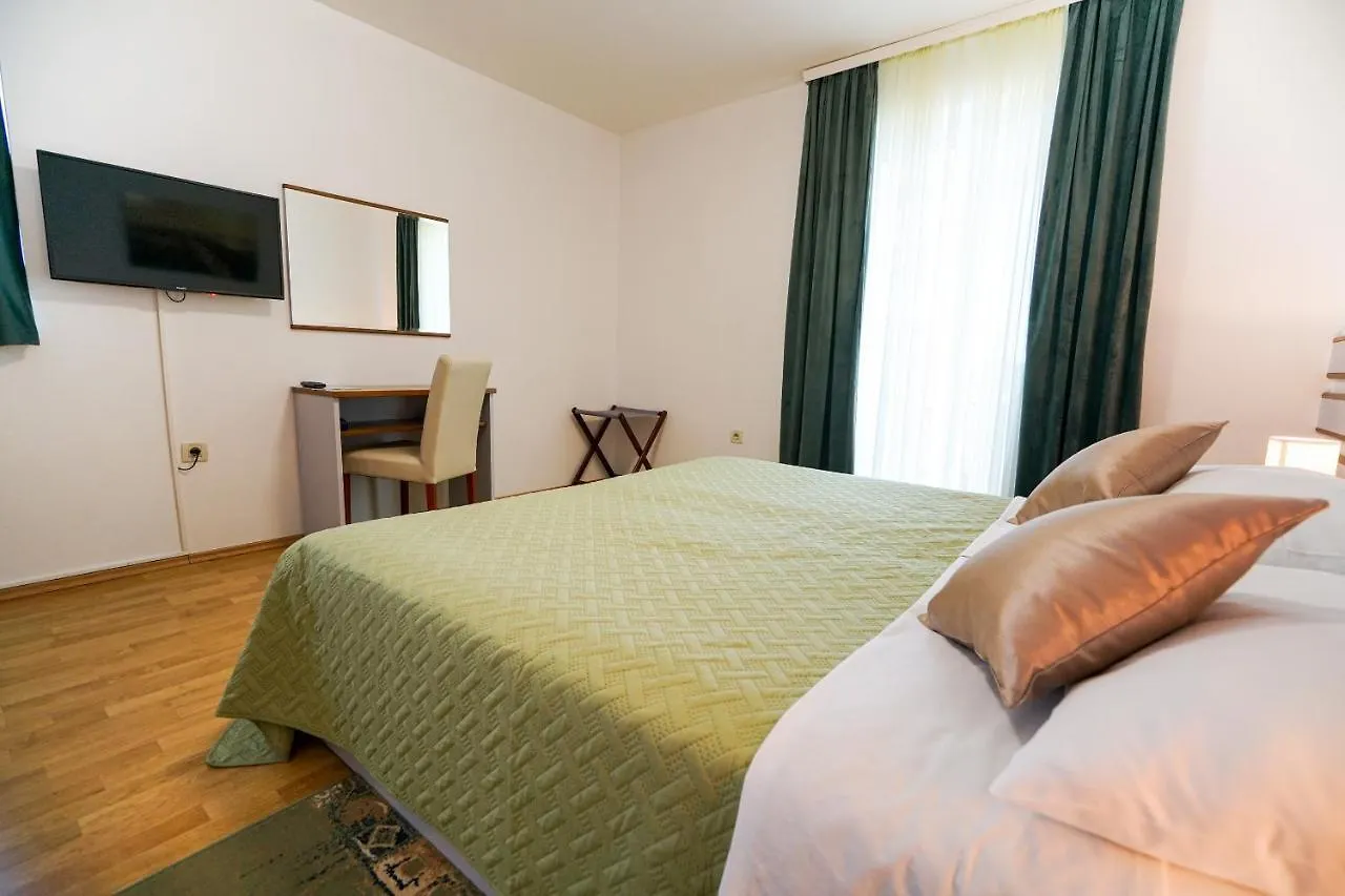 Hotel Belvedere Сукошан